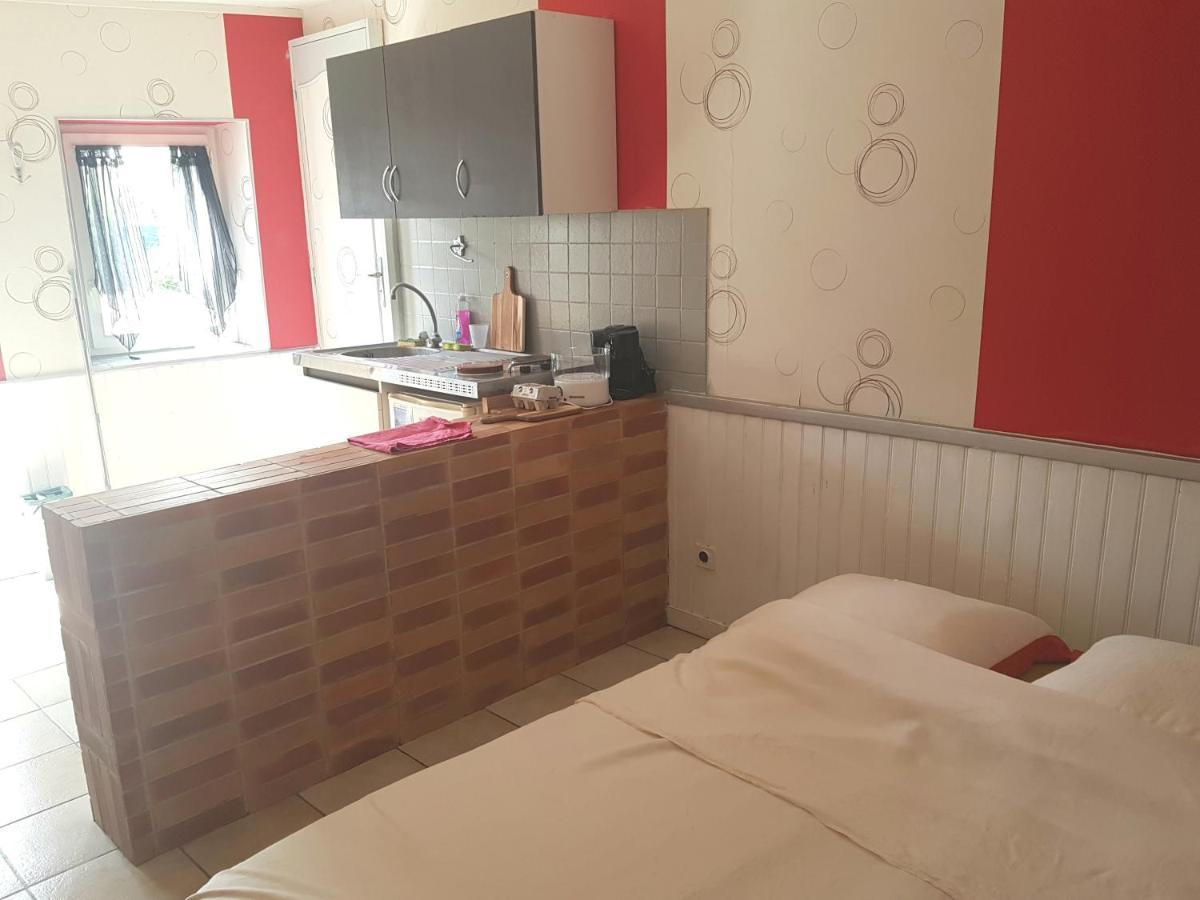 Maisonette Proche Bourges 1 Piece Mehun-sur-Yevre Экстерьер фото